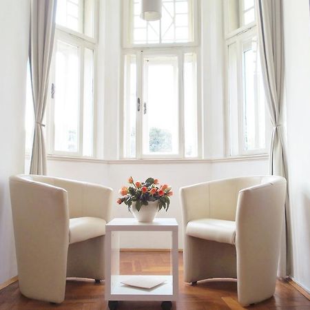 Apartment Sonata Split Room photo